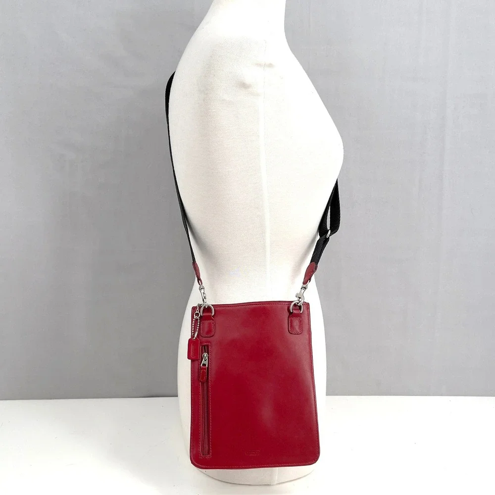Vintage Coach Red Leather Swingpack Crossbody Bag Silver Hardware Tag USA 90s